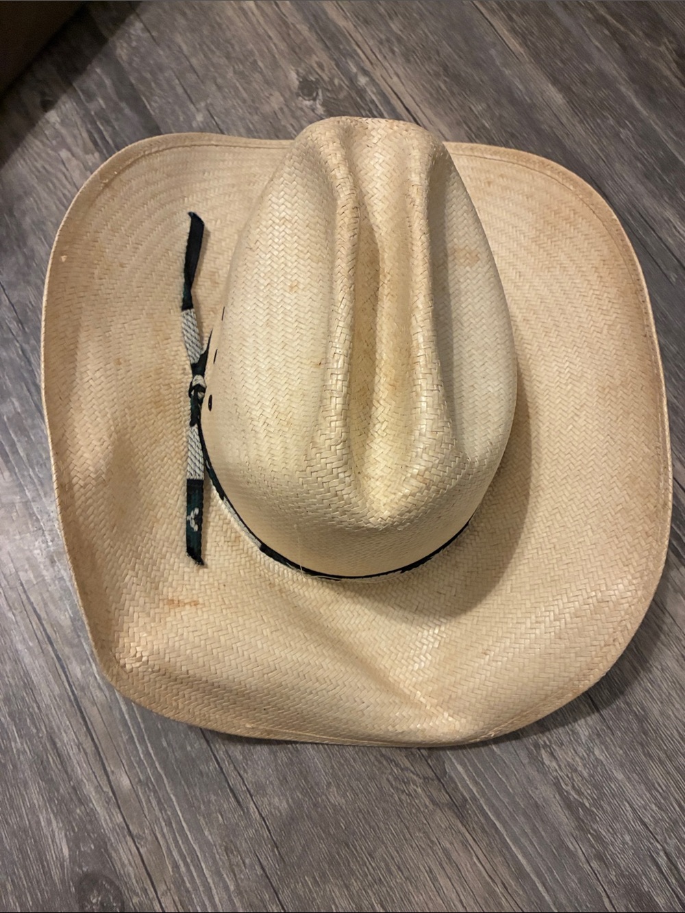 Men's Natural Straw Western Hat with Decorative Band